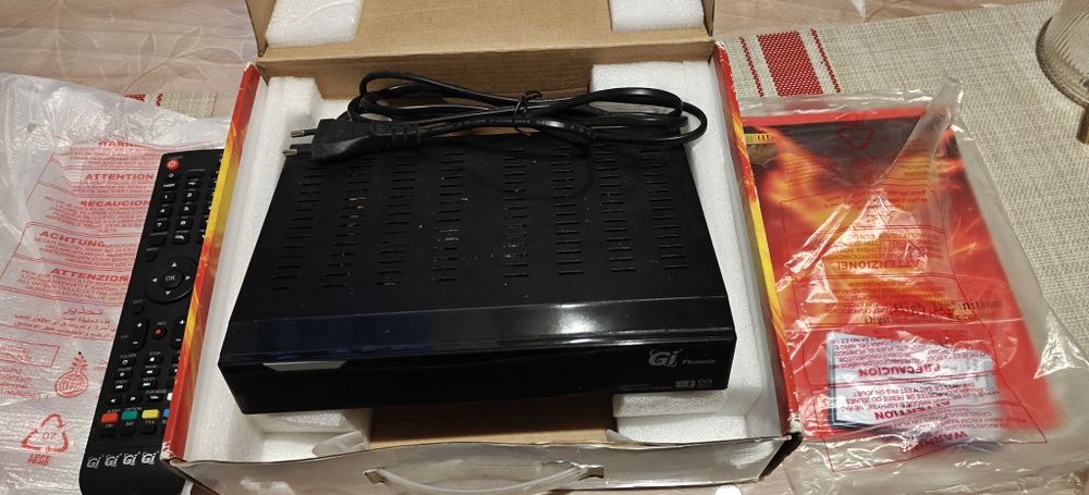 Ресивер с двумя тюнерами - DVB-S2 и DVB-T2/C стандарта