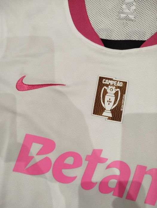 Camisola Sporting Homenagem Cancro da mama
