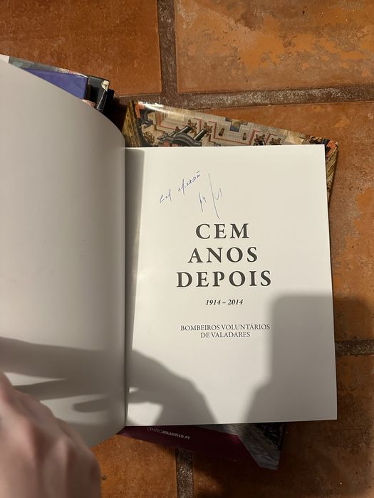 Livro cem anos depois 1914 a 2014 de João Miguel Matos Soares