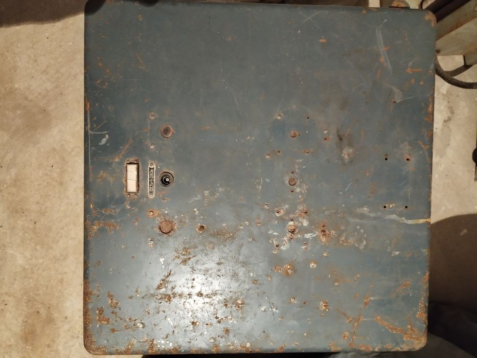 Ящик електричний щиток розподільчий