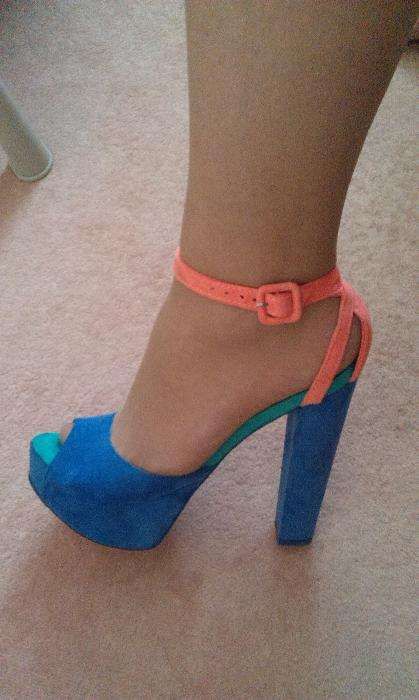 Śliczne buciki Firmy Bershka