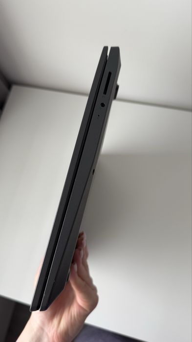 Ноутбук Lenovo V15-IIL  Модель 82С5