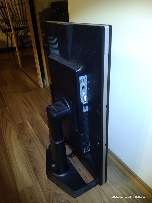 РК монітор HP ZR2740w