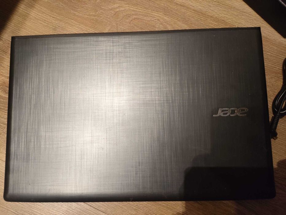 Acer E5-774g ekran 17,3" Intel I5 6200U 8GB RAM GTX950M 256GB SSD NVMe