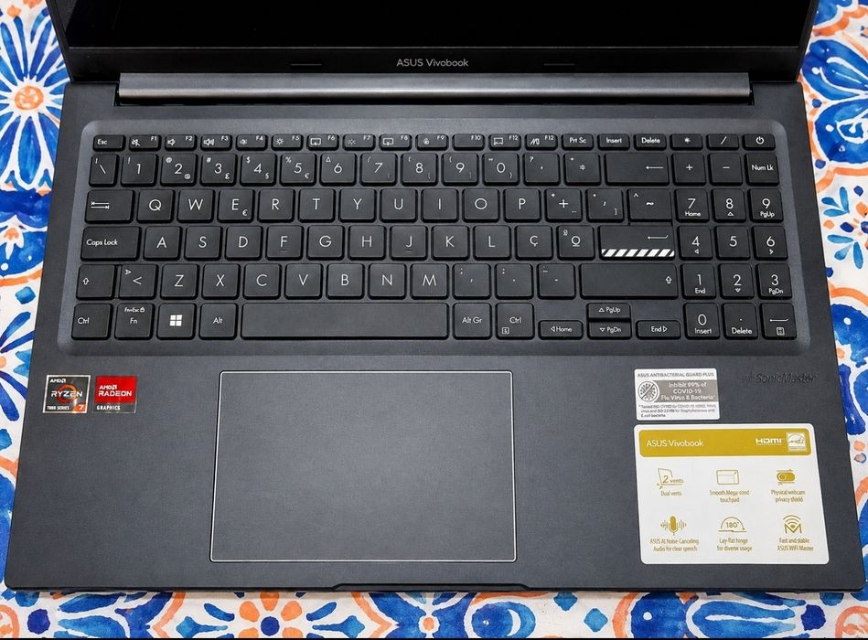 Portátil ASUS VivoBook 15 OLED Ryzen 7 7730U 16GB