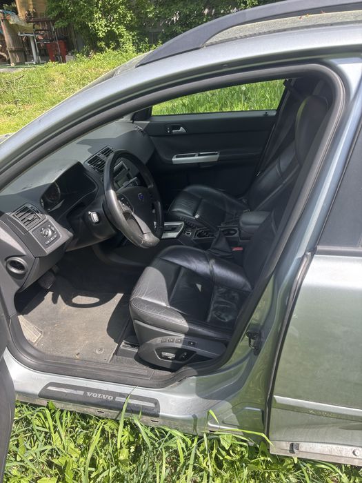 Volvo v50 2.4 automat Summum po wypadku
