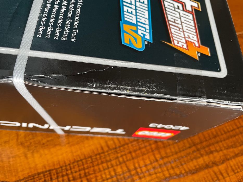 LEGO Technics 42042 Mercedes-Benz Arcos 3245