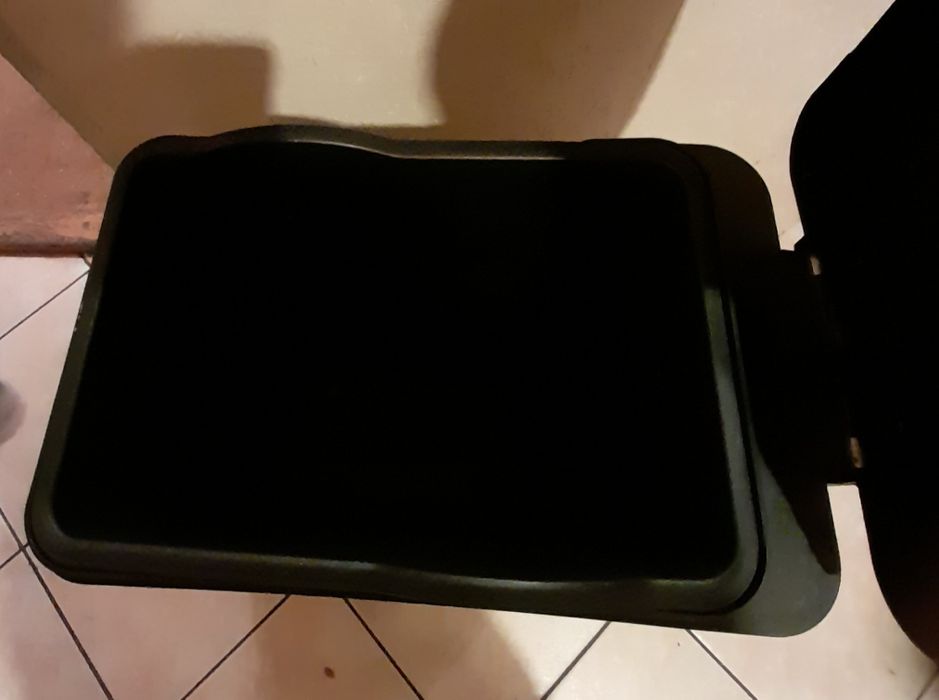 Kosz na śmieci ze stali nierdzewnej 30l