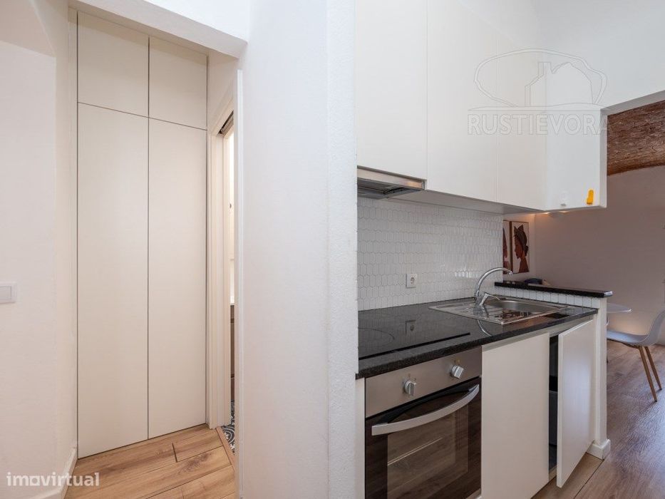 Investimento no Centro Histórico de Évora | Moradia T2 com Terraço ...