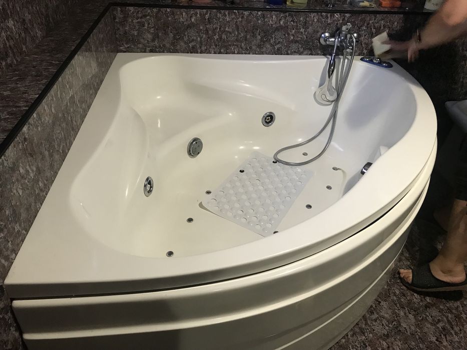 Banheira hidromassagem