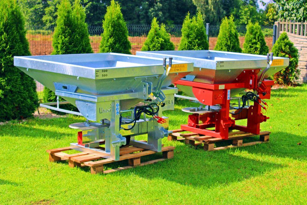 Rozsiewacz dwutarczowy Rozsiewacz nawozu 600L 800L HYDRAULIKA * OCYNK