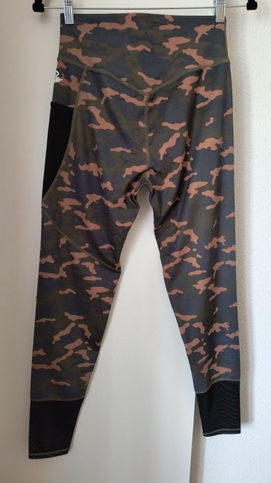 Nowe legginsy moro