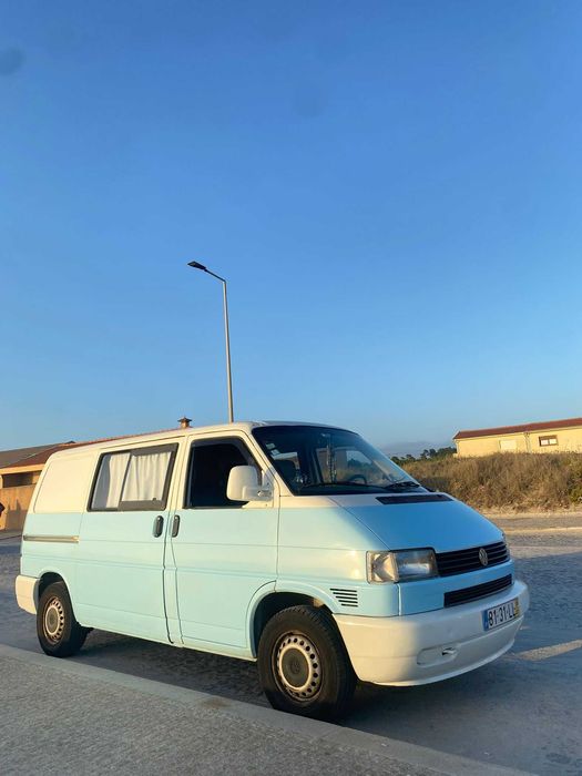 Volkswagen transformada em caravana LER DETALHES