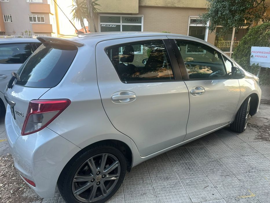 Yaris diesel excelente estado