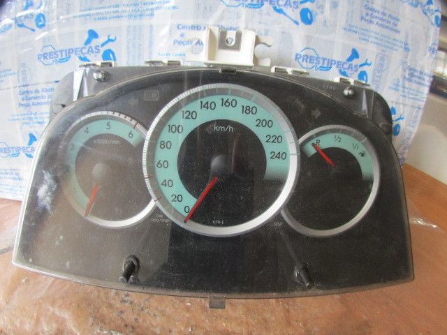 Quadrante / painel de instrumentos TOYOTA Corolla Verso (ZER_, ZZE12_,