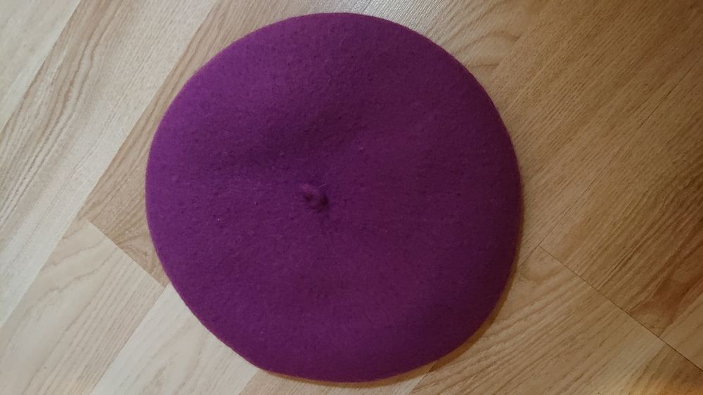Fioletowy beret wełna