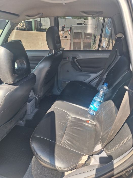 TOYOTA  RAV4 4×4  2.0 дизель