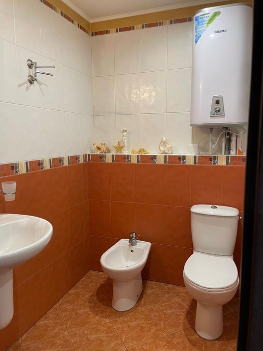 Продаж 3-к кв, ВЛАСНА, 76м2, без посередника.