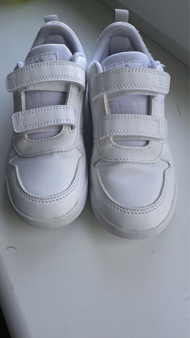 Продам кросівки на хлопчика adidas, р. 33