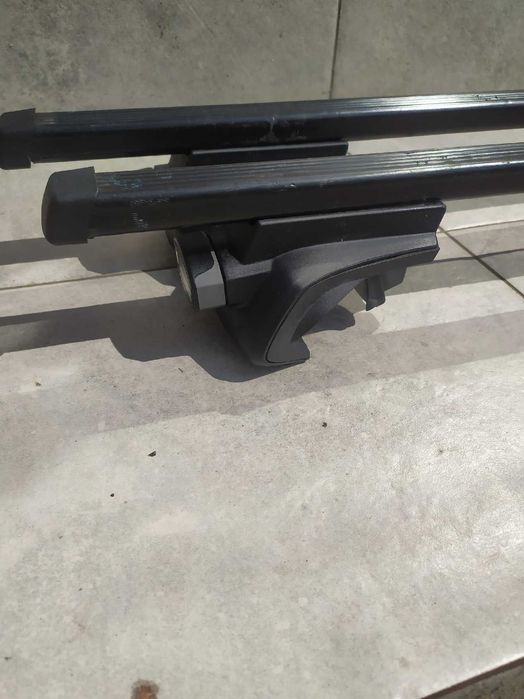 Bagażnik Thule Vw Golf 5/6 kombi Vw Passat B6/B7 kombi okazja !