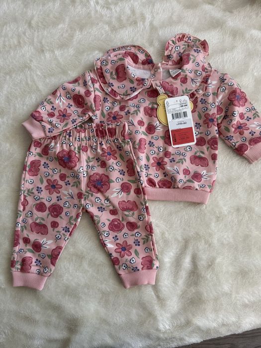 Костюмчик для дівчинки