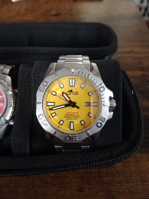 Zegarek Lotus 18926 Diver żółty.