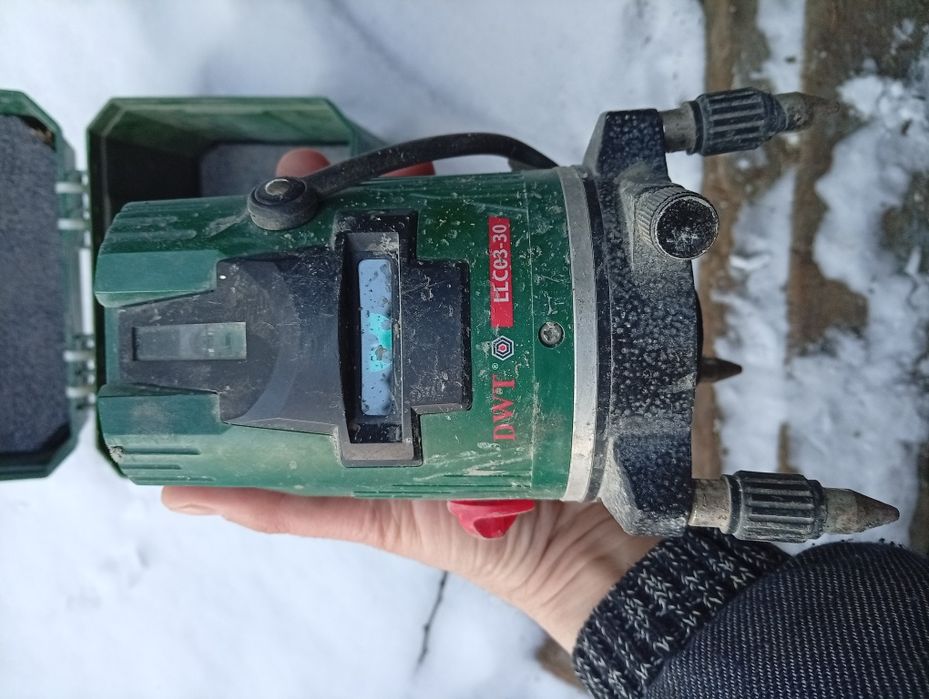 Лінійний лазер (лазерный уровень) DWT LLC03-30 BMC