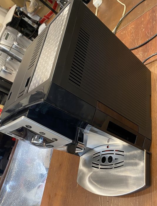 Кофемашины Delonghi Magnifica Perfecta Cappuccino