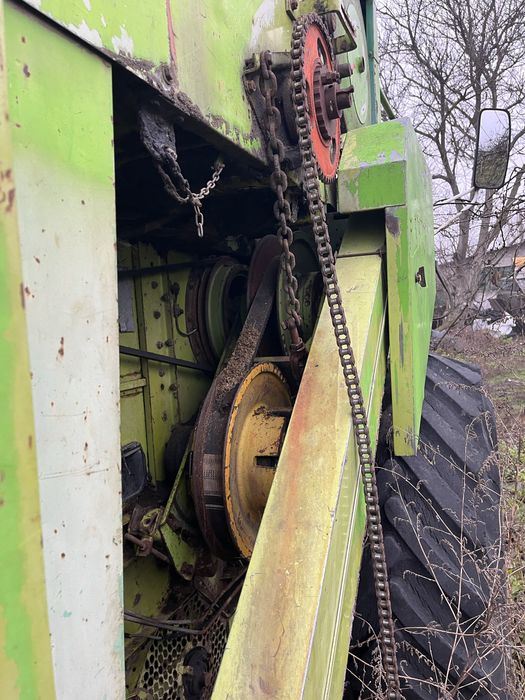 Комбайн claas Dominator 106 можливо по запчастинам