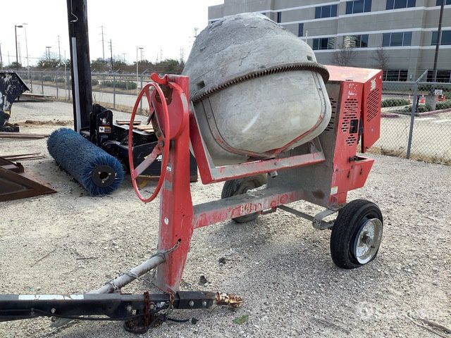 Betoneira Elétrica vermelha 160L usada - Bom estado!