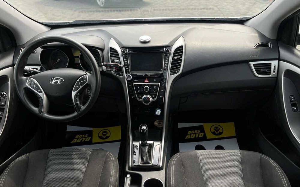 Hyundai Elantra 2016