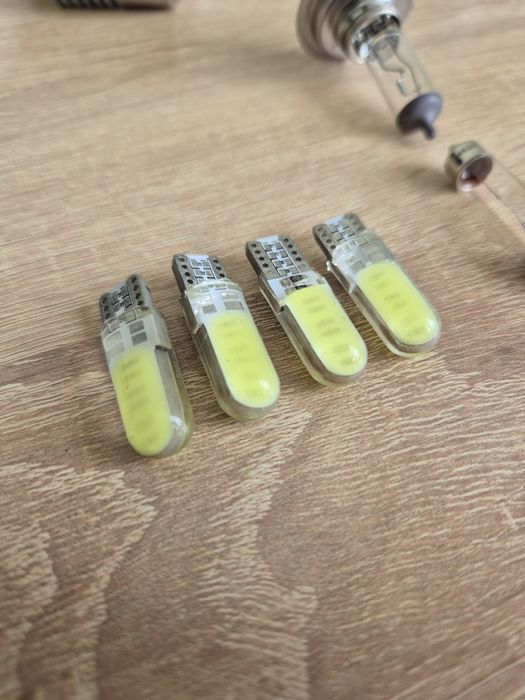 Продам лот лампочки LED світлодіодні