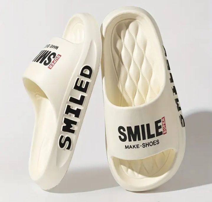 Шльопанці на літо