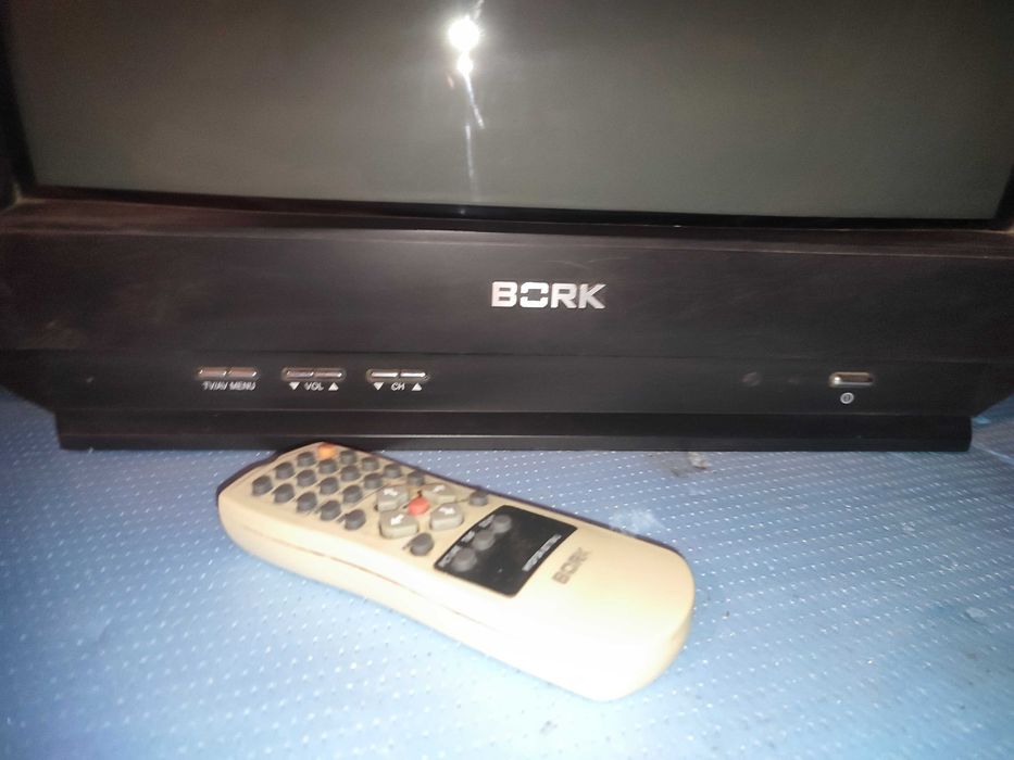 Цветной телевизор TV SNR 2122