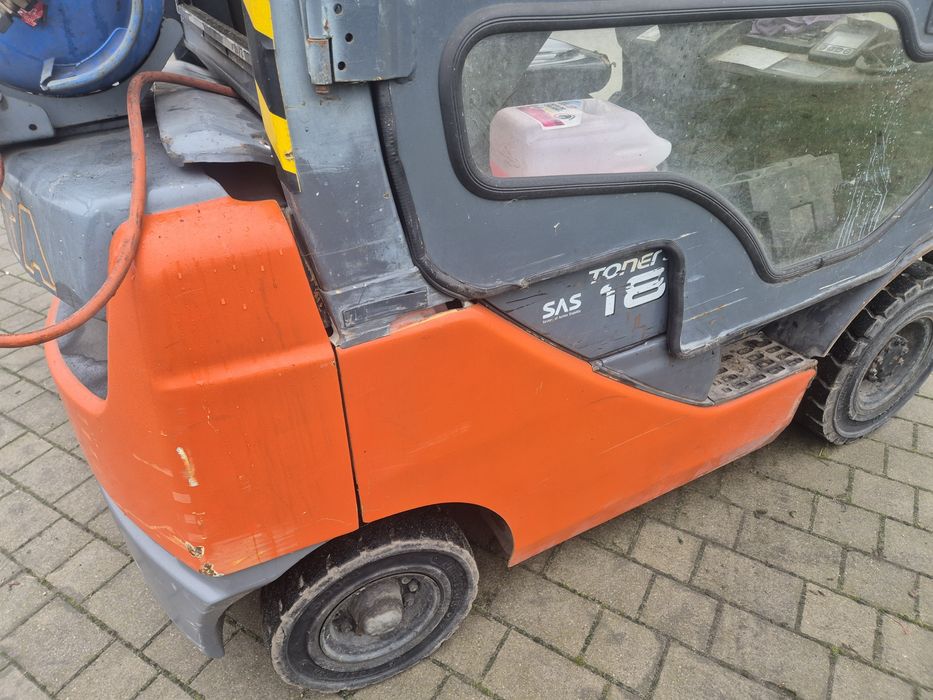 Wózek widłowy toyota 8F GF18