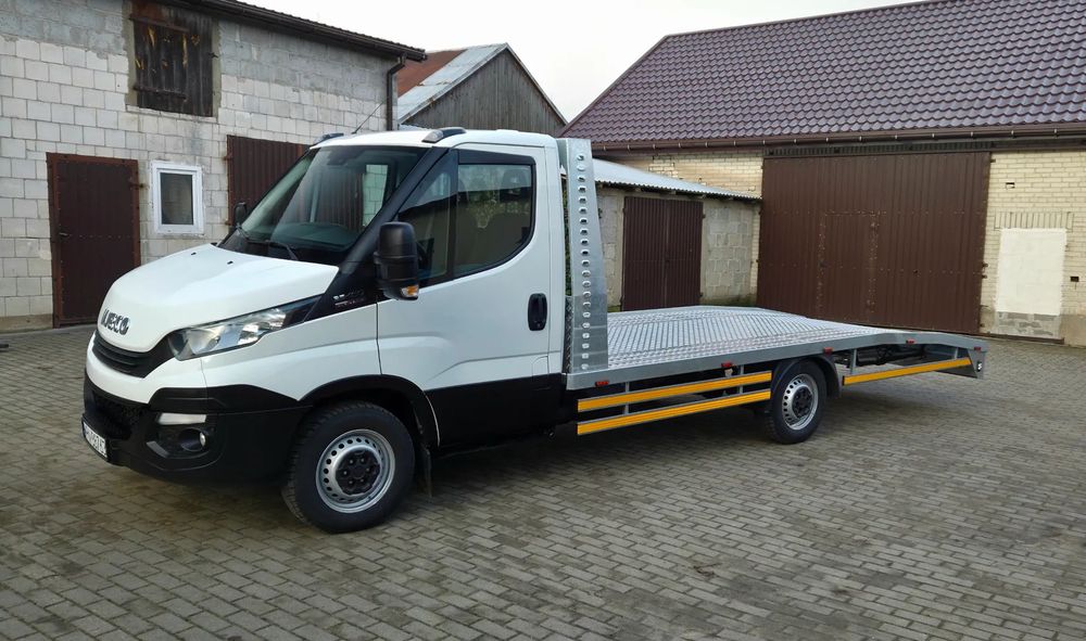 Iveco Daily  Iveco Daily 35S160 HI-MATIC Nowy najazd Autolaweta Faktura VAT !!
