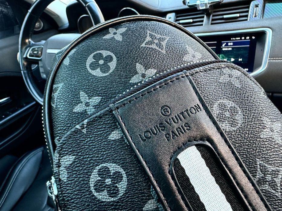 Сумка через плече слінг Louis Vuitton | ЛВ