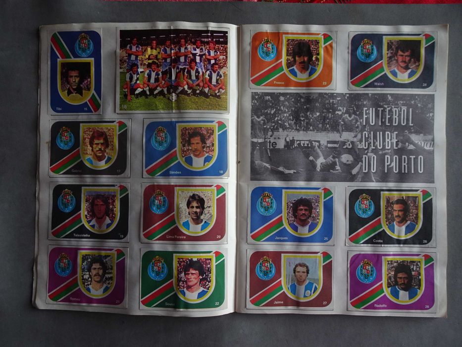 Caderneta de cromos de futebol Festa do Futebol (faltam 9 cromos)