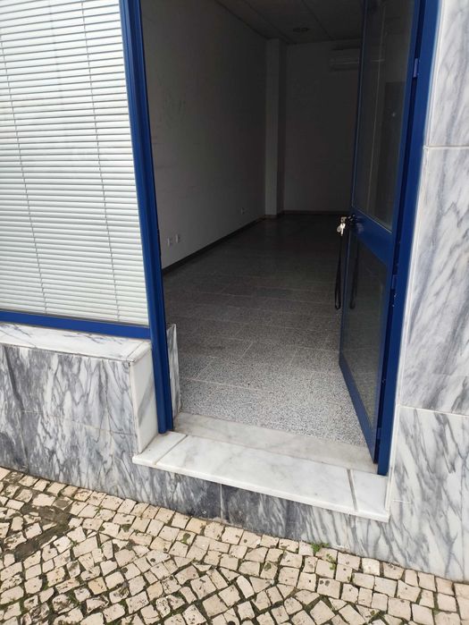 Loja no centro de Santa Maria da Feira – Excelente localização