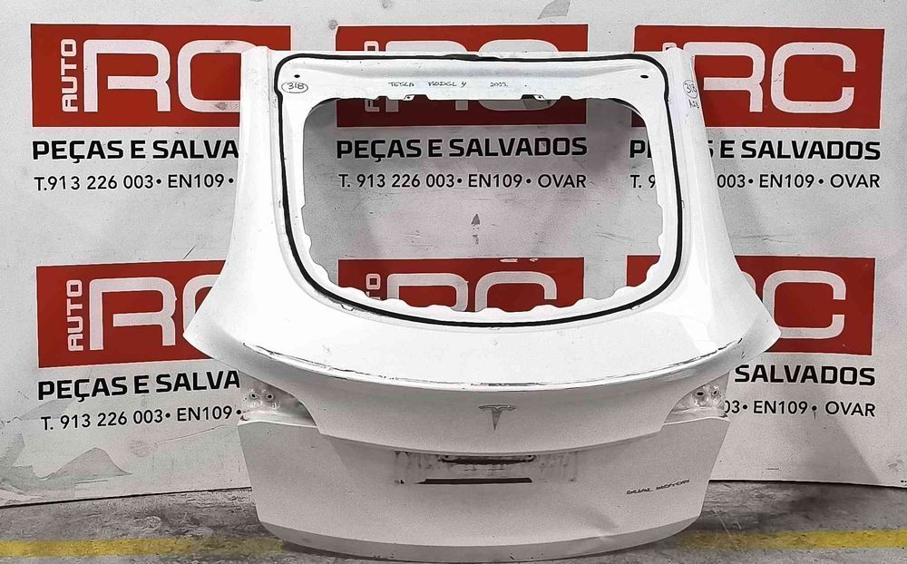 Porta / Tampa da Mala TESLA MODEL Y (5YJY) ano 2022