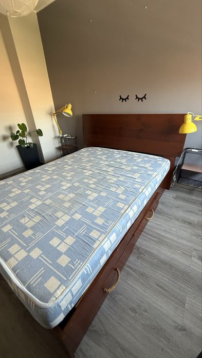 Cama de casal 160x190 com colchão