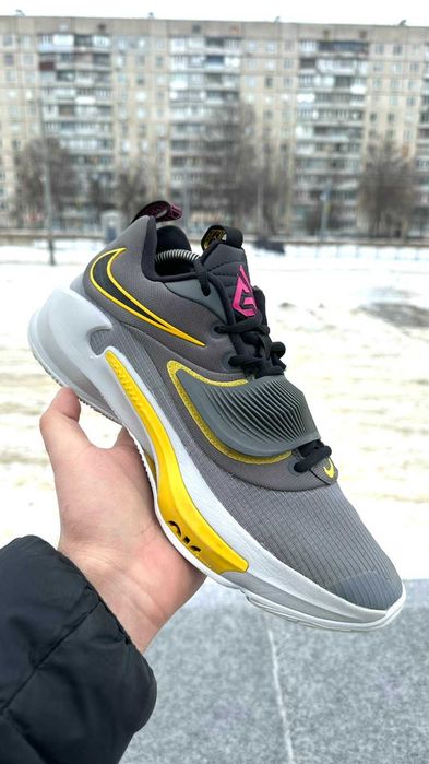 Nike Zoom Freak 7 ネイビー/イエロー nike freak - купити чоловіче взуття - Ціна на OLX.ua