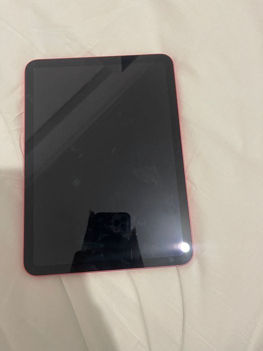 iPad em excelente estado, praticamente sem uso e ainda na garantia