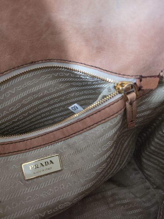 Шкіряна сумка Prada Camel оригінал