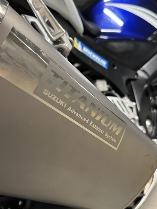 Suzuki gsxr 1000 k5 k6