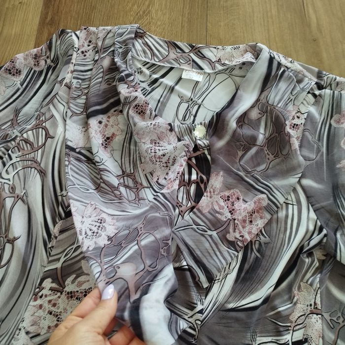 Bluzka we wzory damska