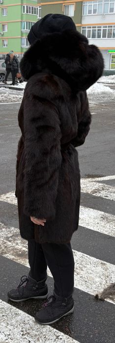 Шуба ниркова розмір М (49-50)