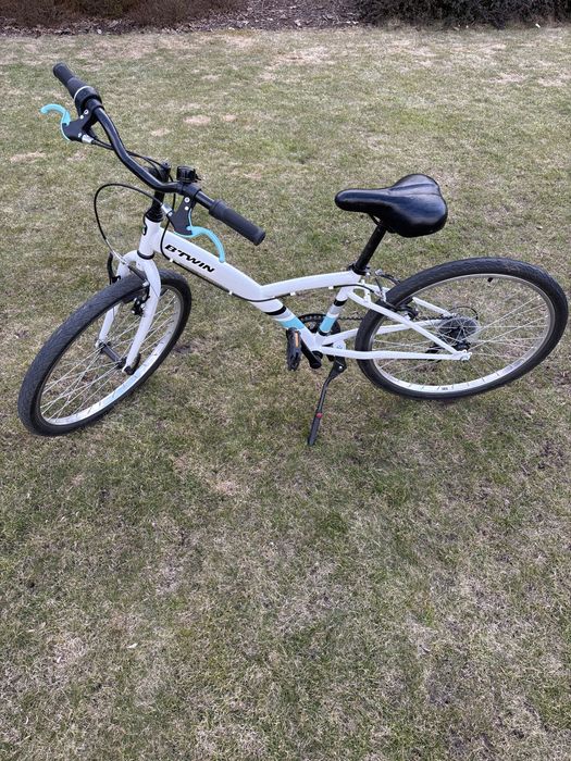 Rower B-Twin Decathlon 24”