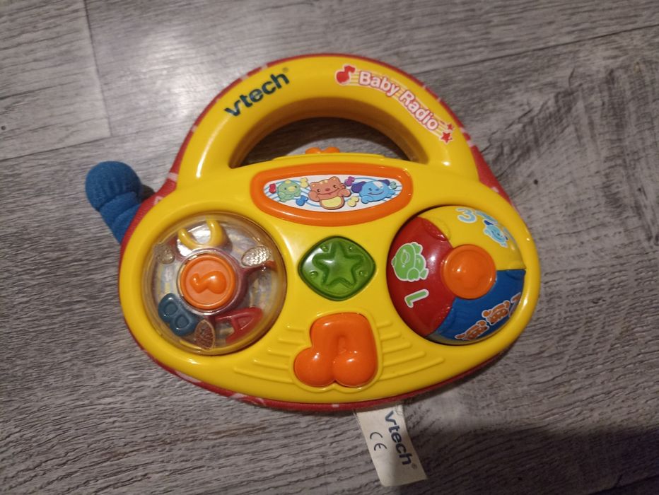 Іграшки мають рухливі елементи , інерція