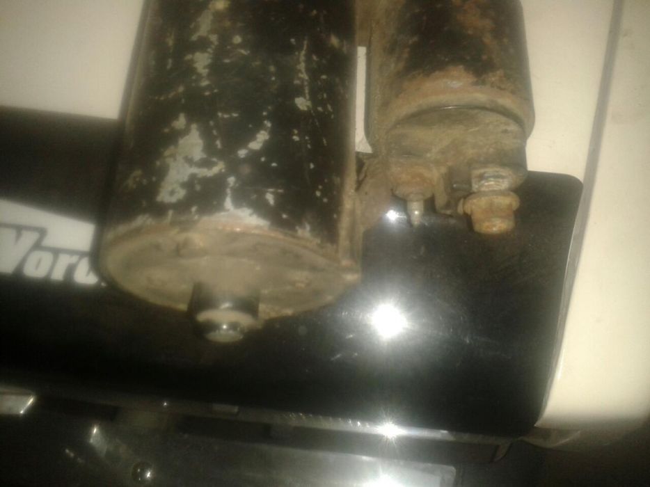 Стартер BOSCH автомобильный